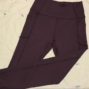 Light purple leggings with pockets
